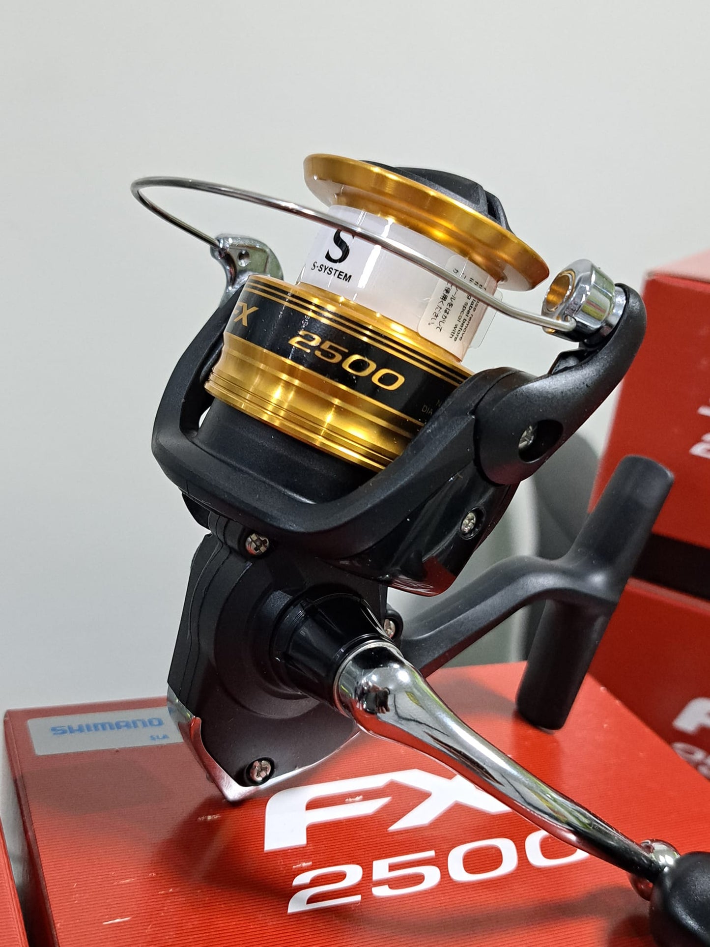 Shimano FX 2500 Carrete Spinning Trucha